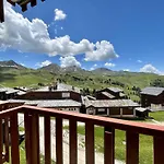 Apartment 2 Pieces Pour 4 Personnes Avec Parking A Belle Plagne - Fr-1-351-165 *