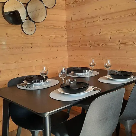 2 Pieces Pour 4 Personnes Avec Parking A Belle Plagne - Fr-1-351-165 Apartment